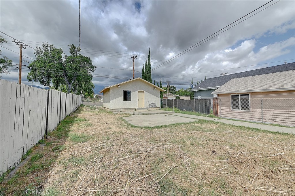 main property photo 26