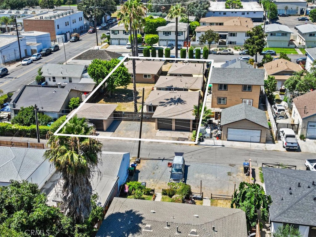 main property photo 33