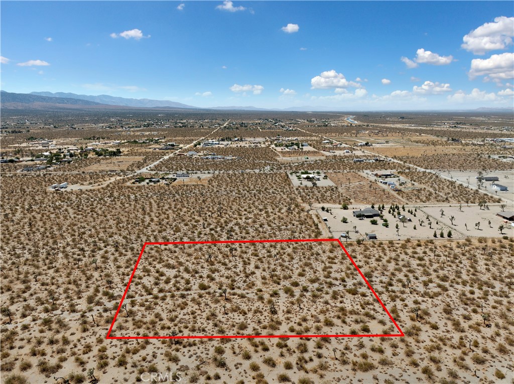 main property photo 13