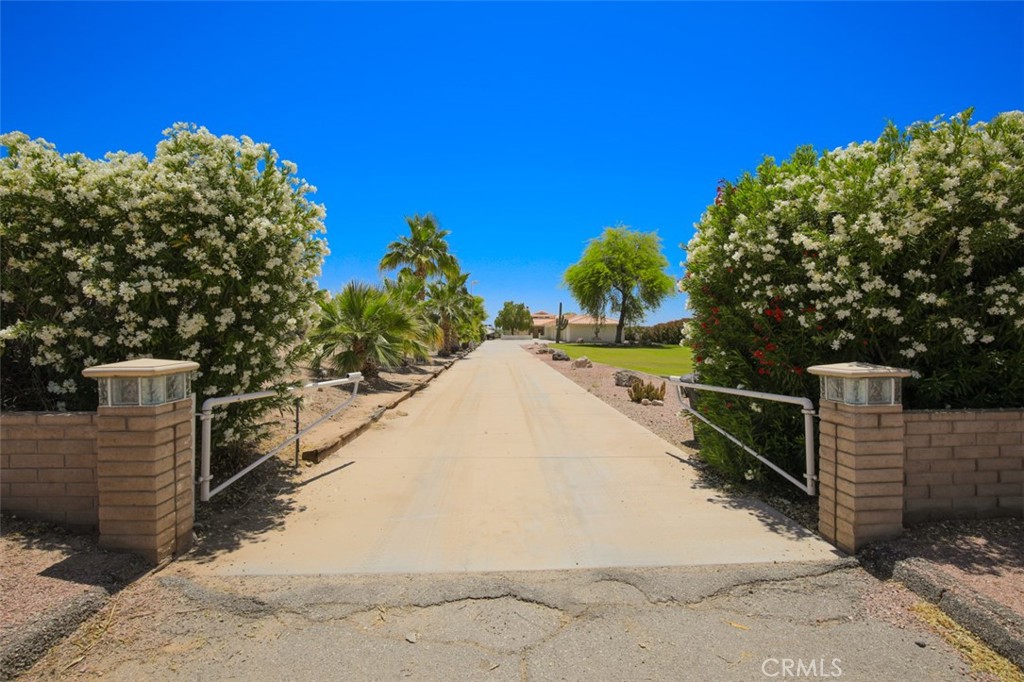 main property photo 12