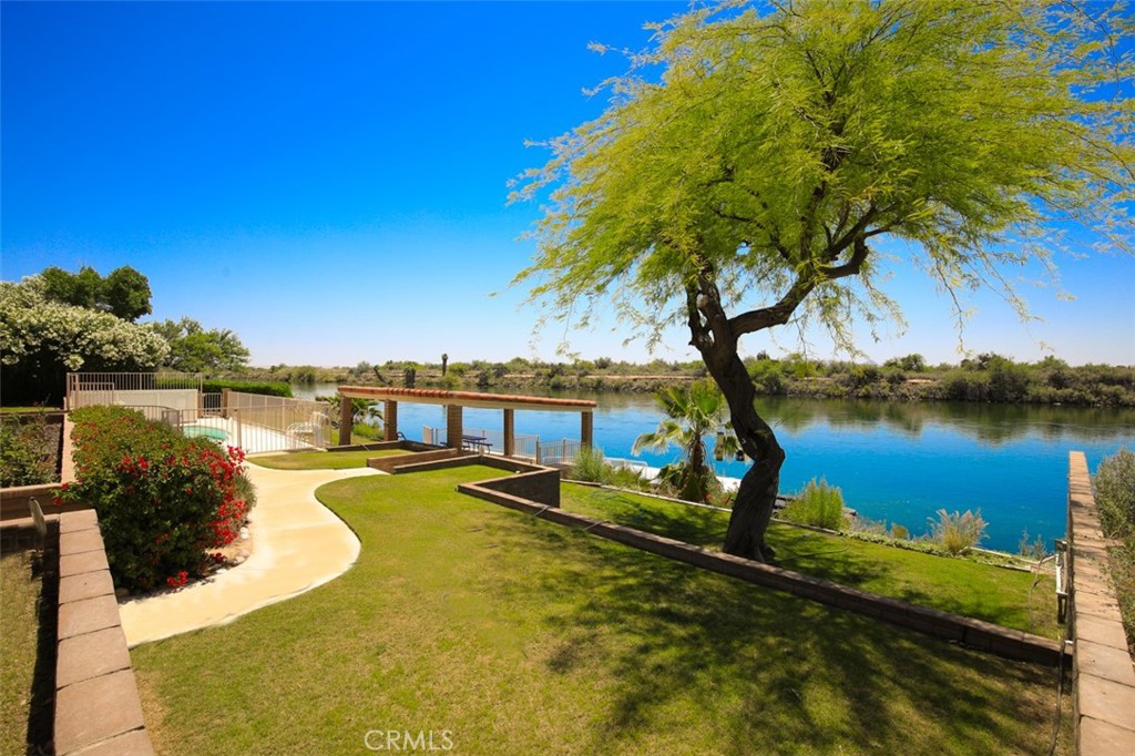 main property photo 50