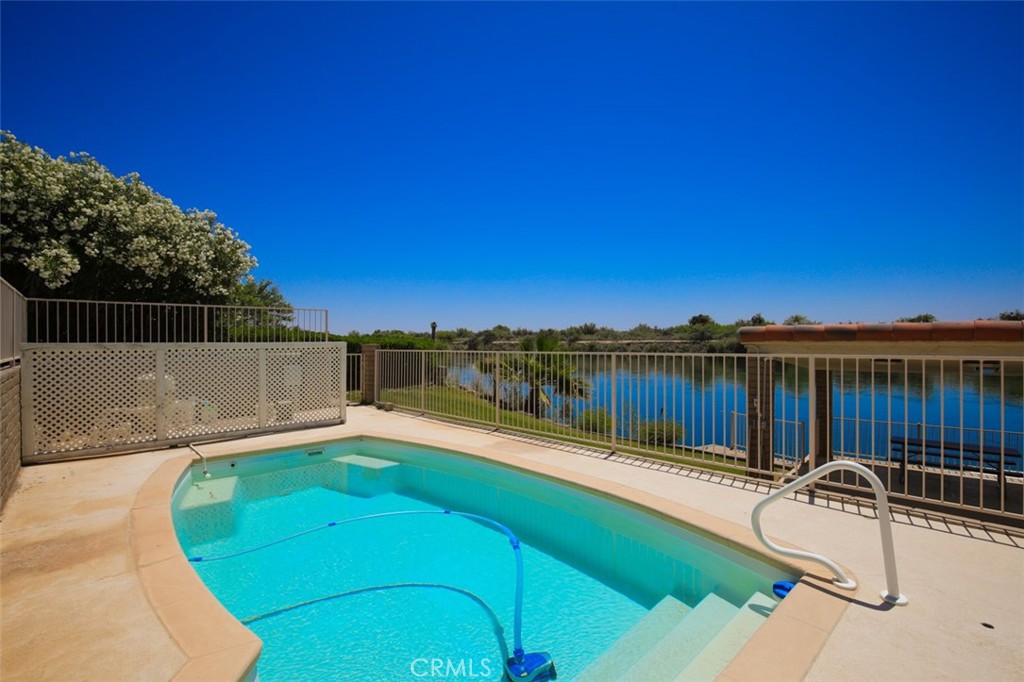 main property photo 51