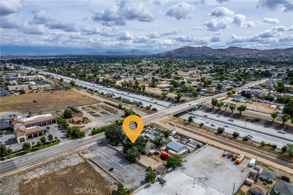 main property photo 20