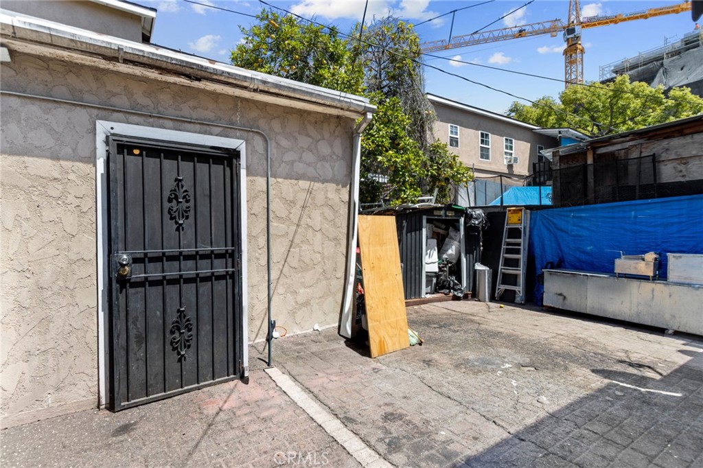 main property photo 7