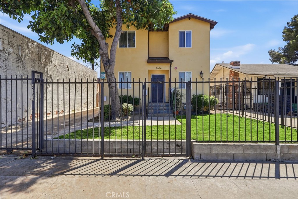 main property photo 37