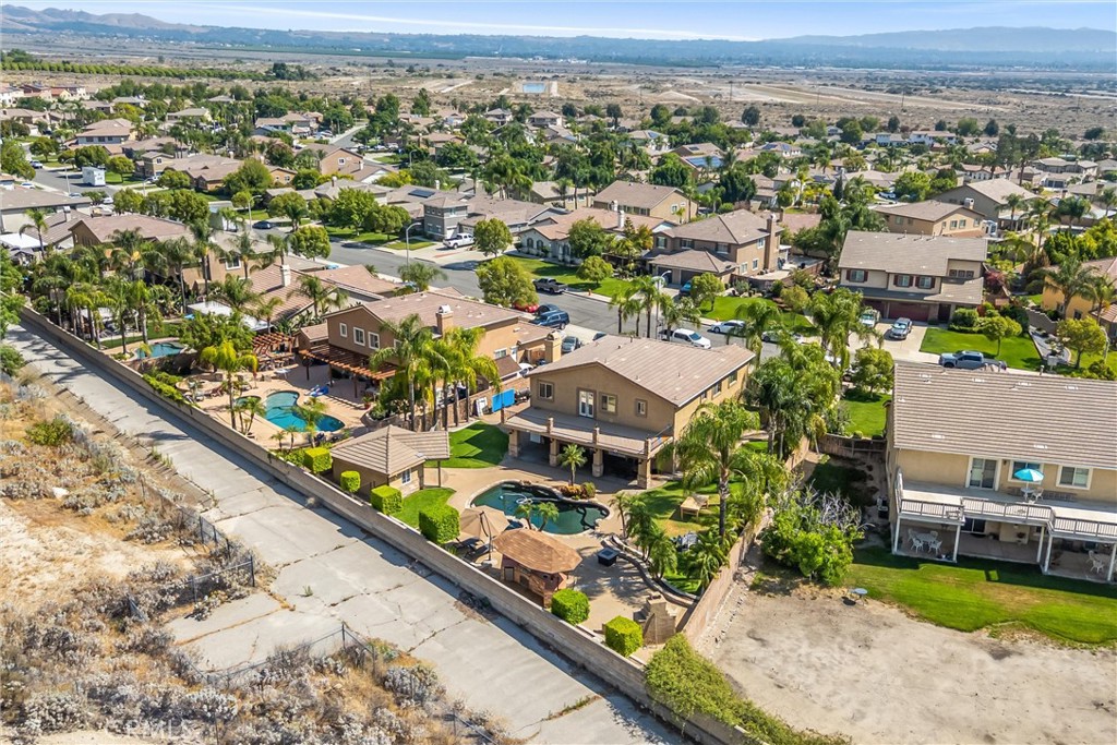 main property photo 47