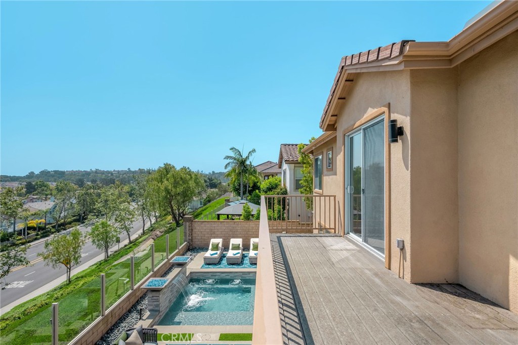 main property photo 50