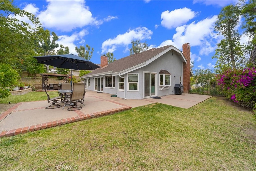 main property photo 12