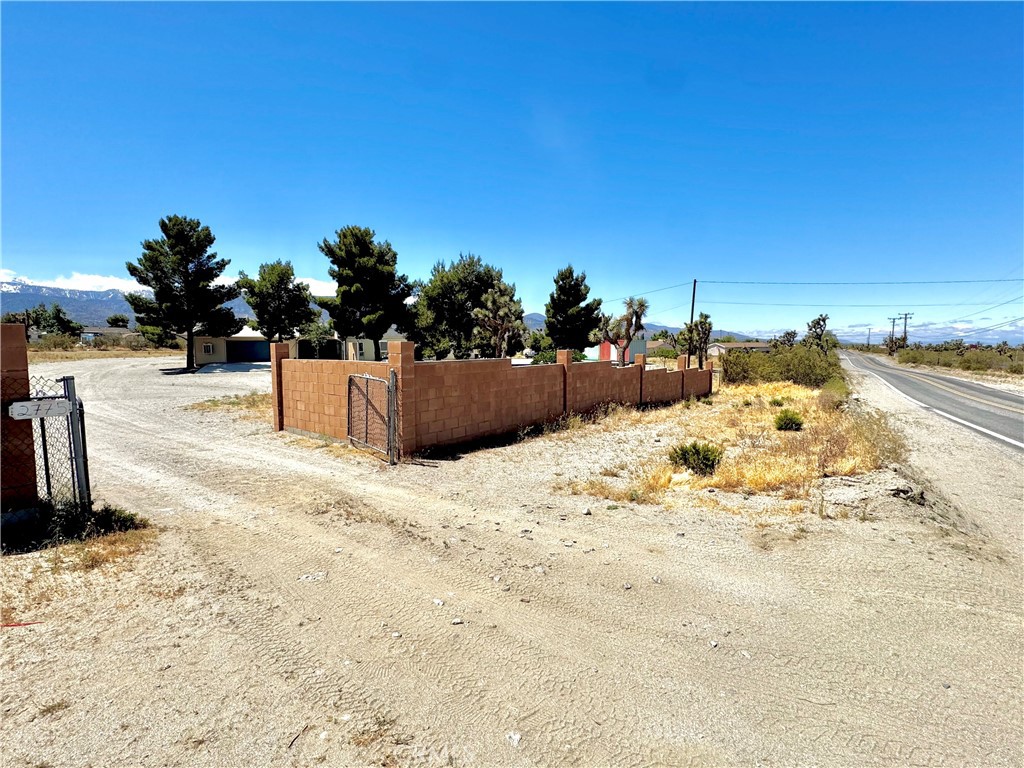 main property photo 23