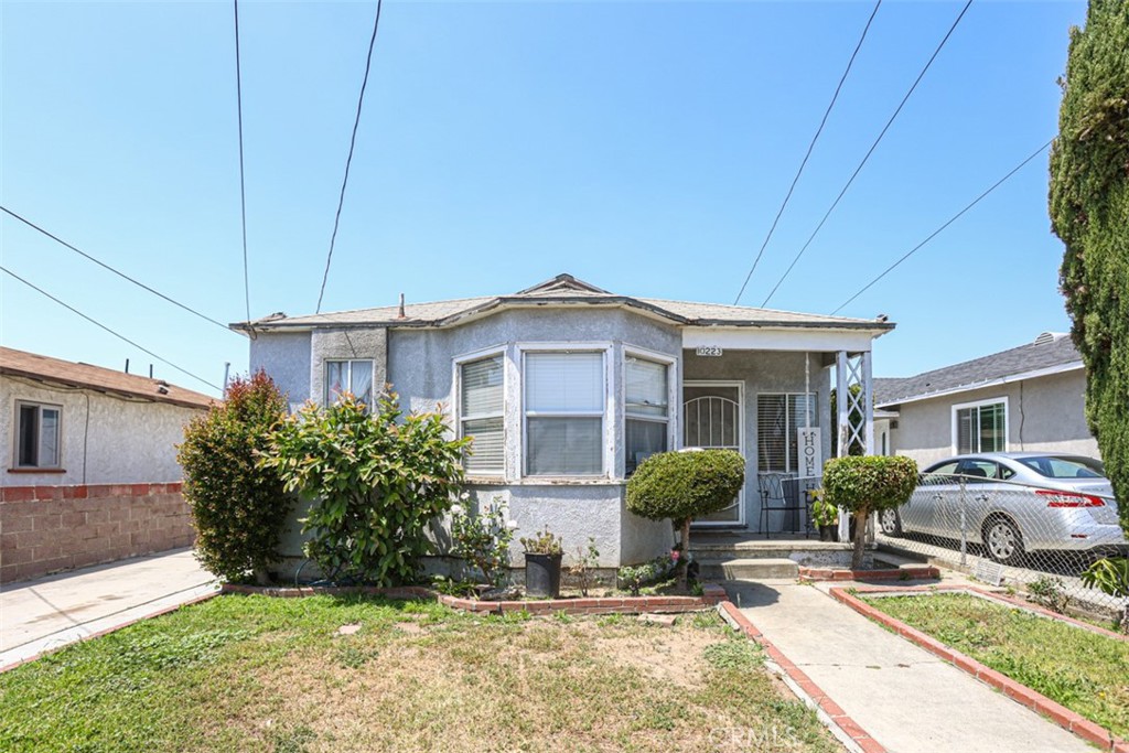 main property photo 6