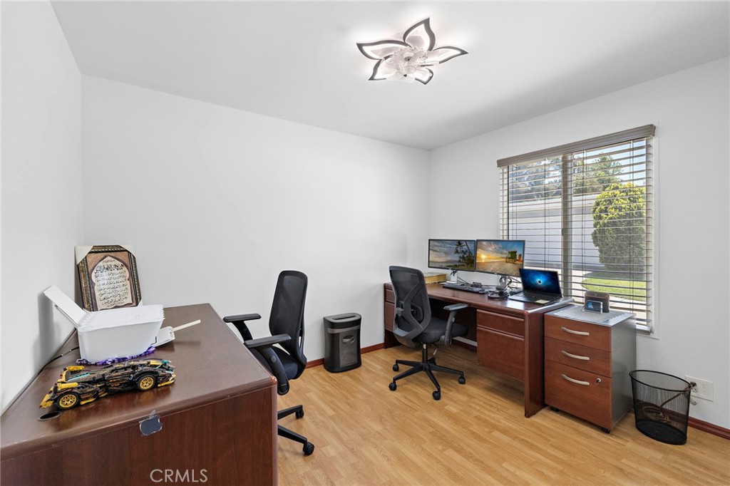 main property photo 27