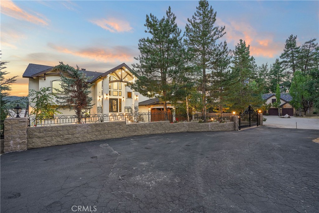 main property photo 40