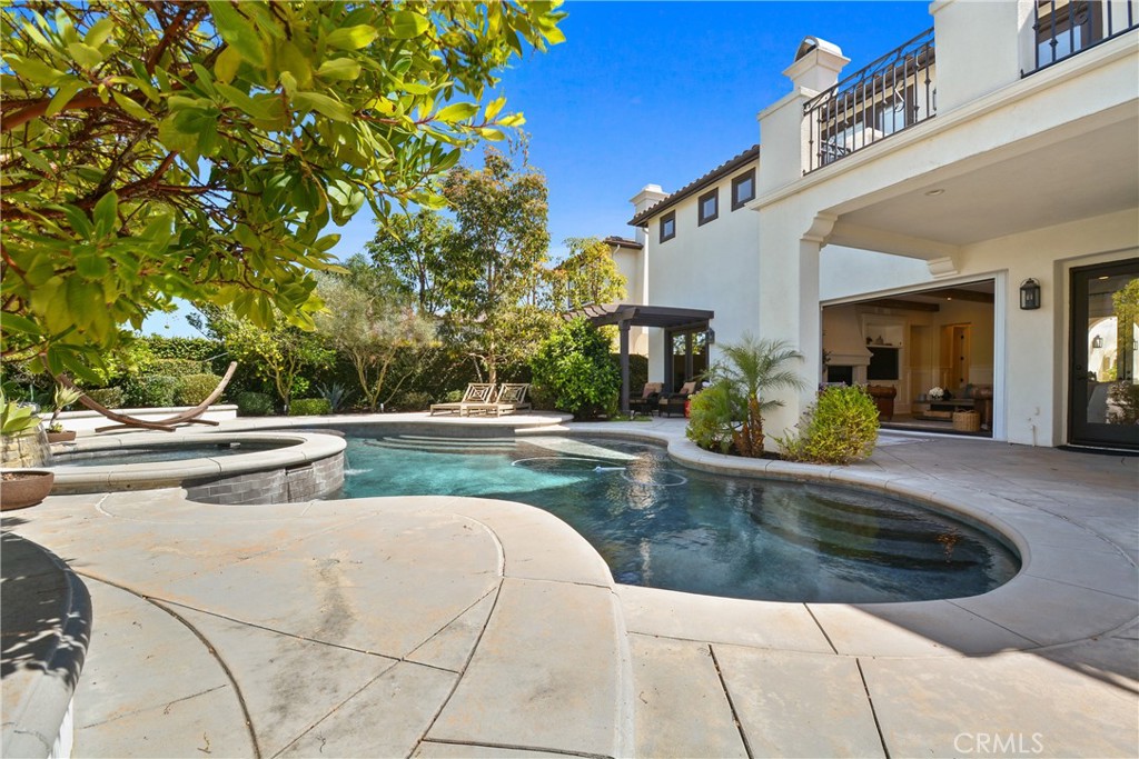 main property photo 36