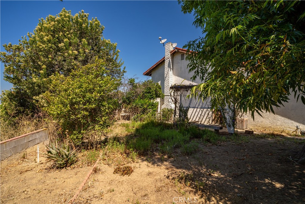 main property photo 48