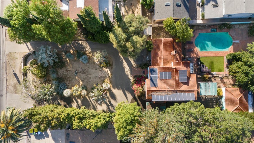 main property photo 44