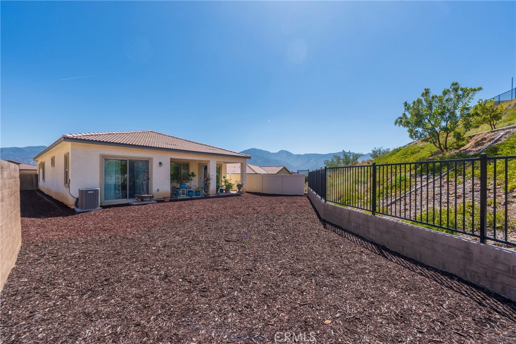 main property photo 29