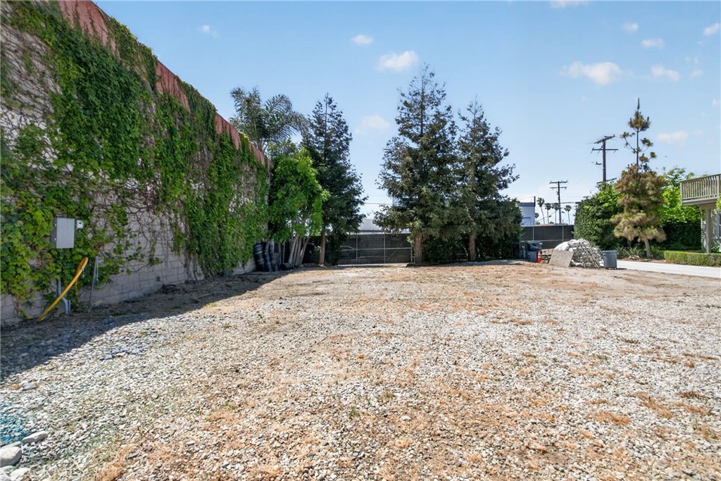 main property photo 54
