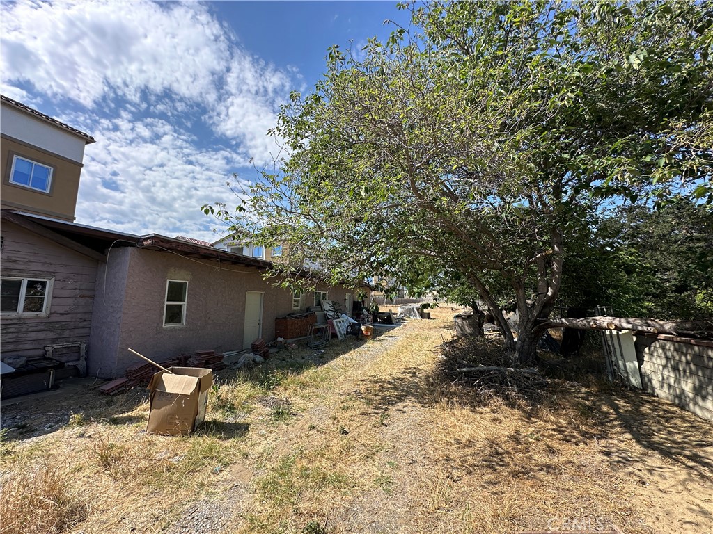 main property photo 4