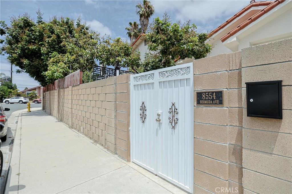 main property photo 17