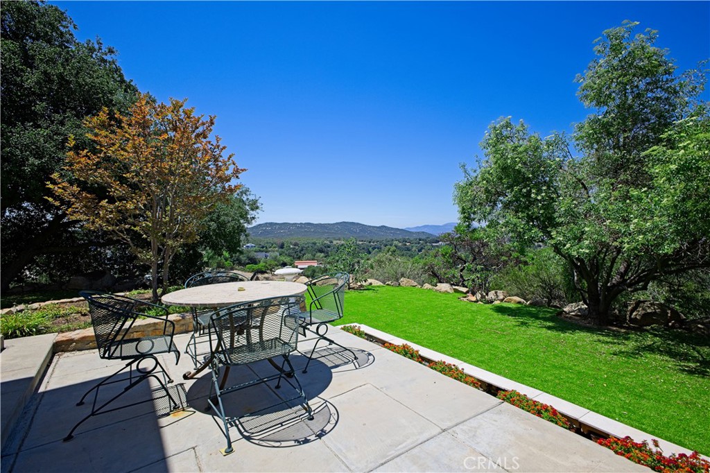 main property photo 50