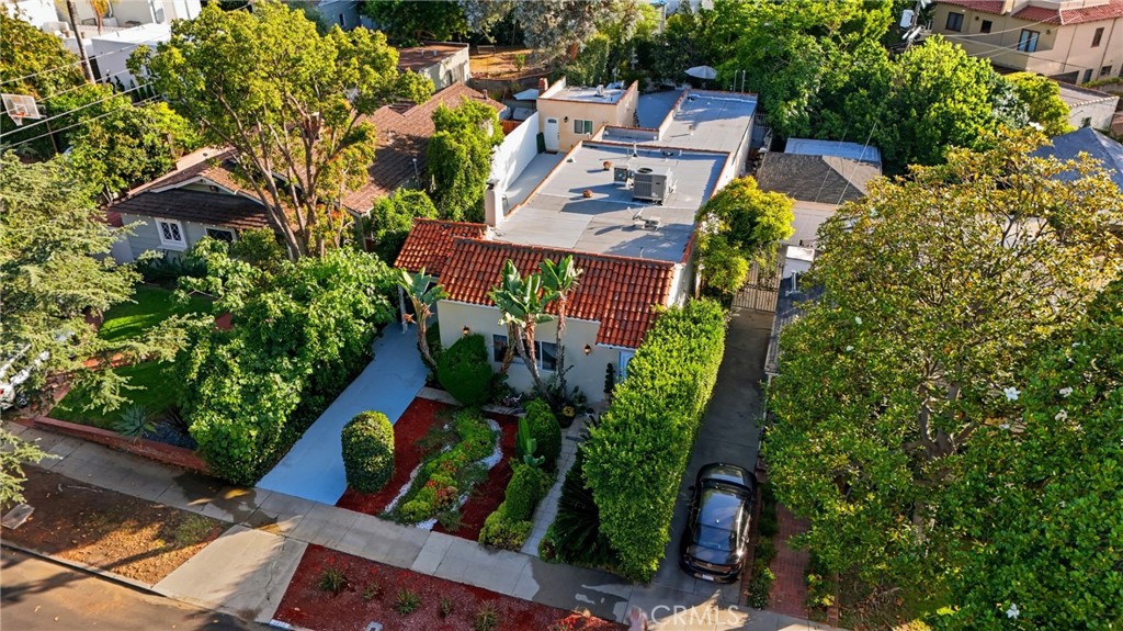main property photo 60