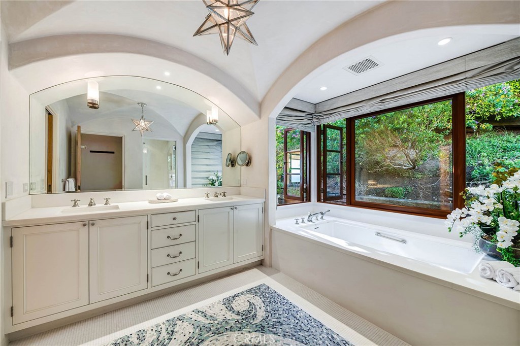 main property photo 66