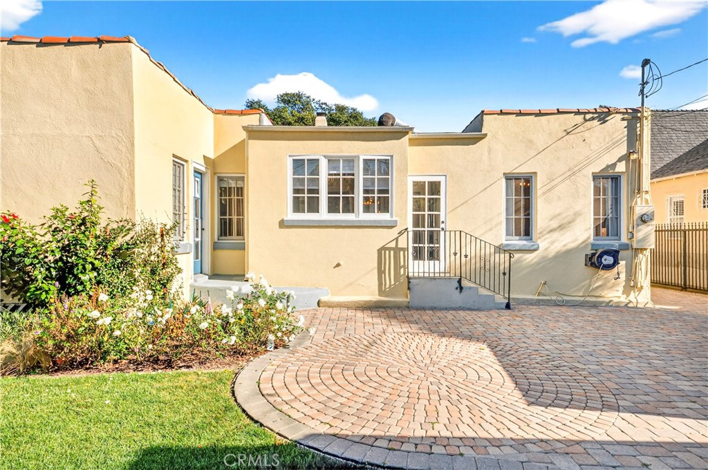 main property photo 19