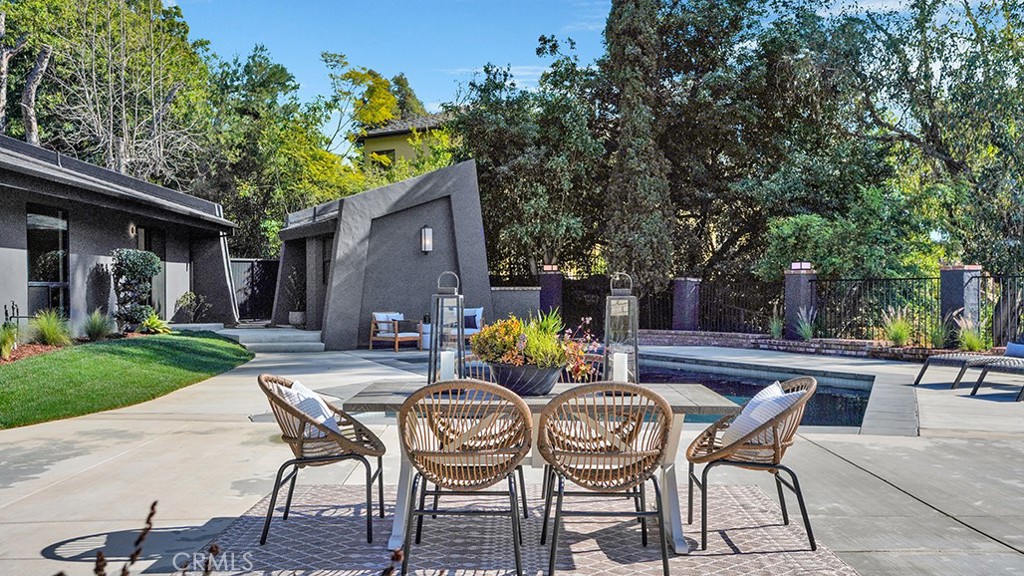 main property photo 66