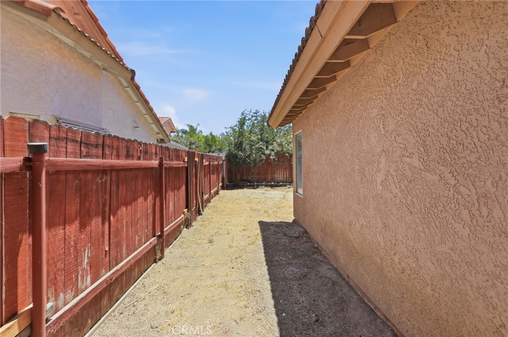 main property photo 48