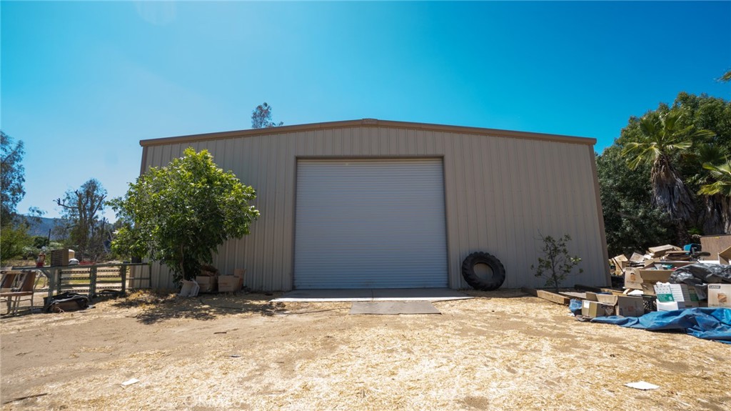 main property photo 41
