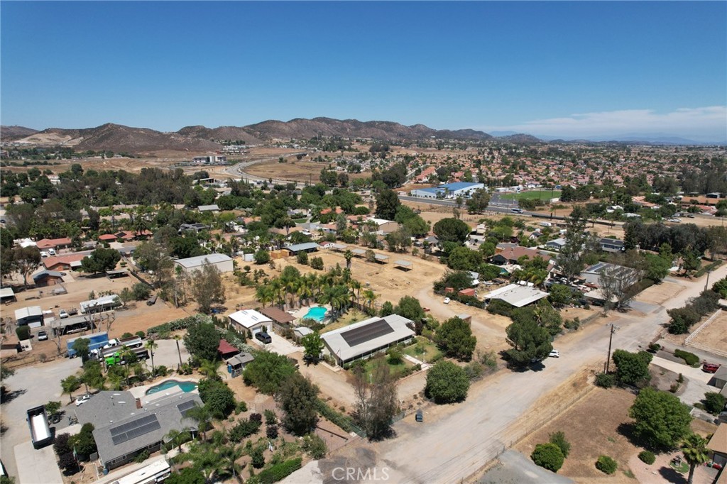 main property photo 53