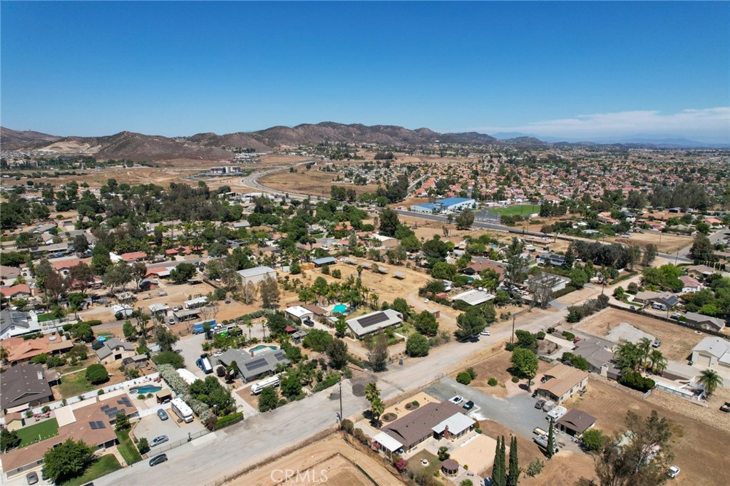 main property photo 54