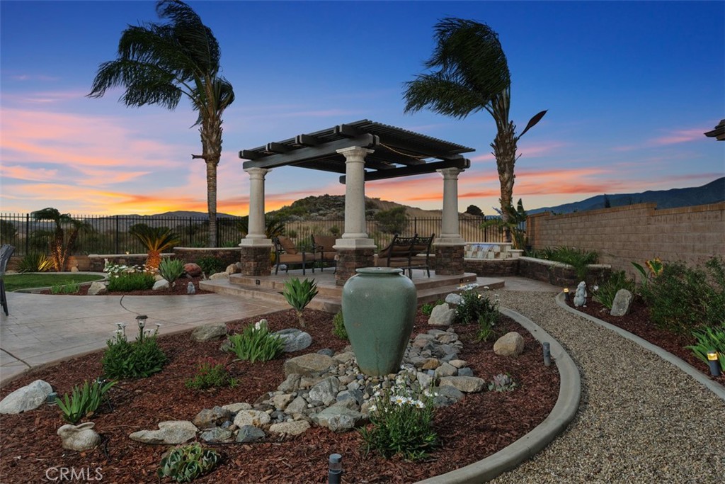 main property photo 50
