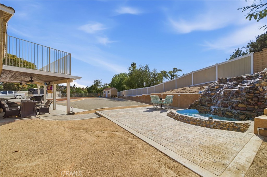 main property photo 43