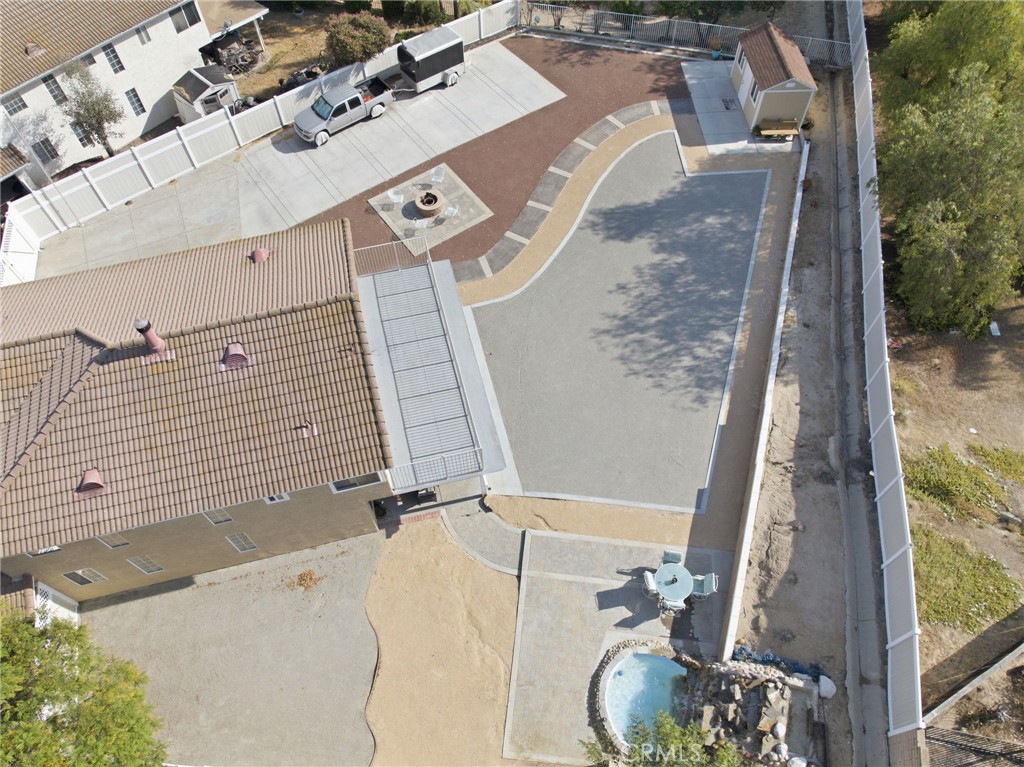 main property photo 48
