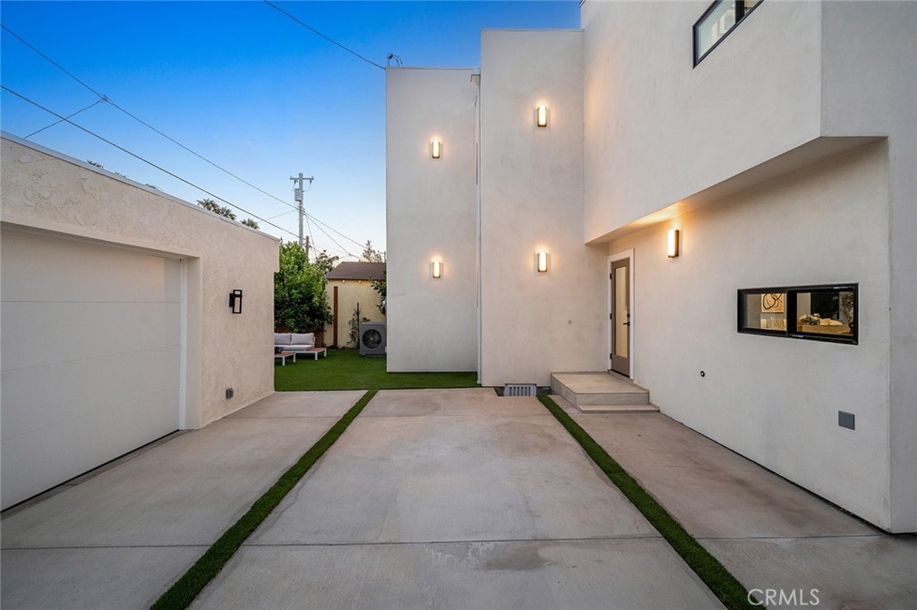 main property photo 63