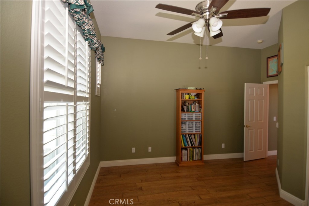 main property photo 25