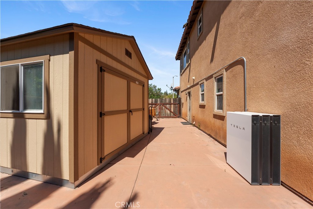 main property photo 38