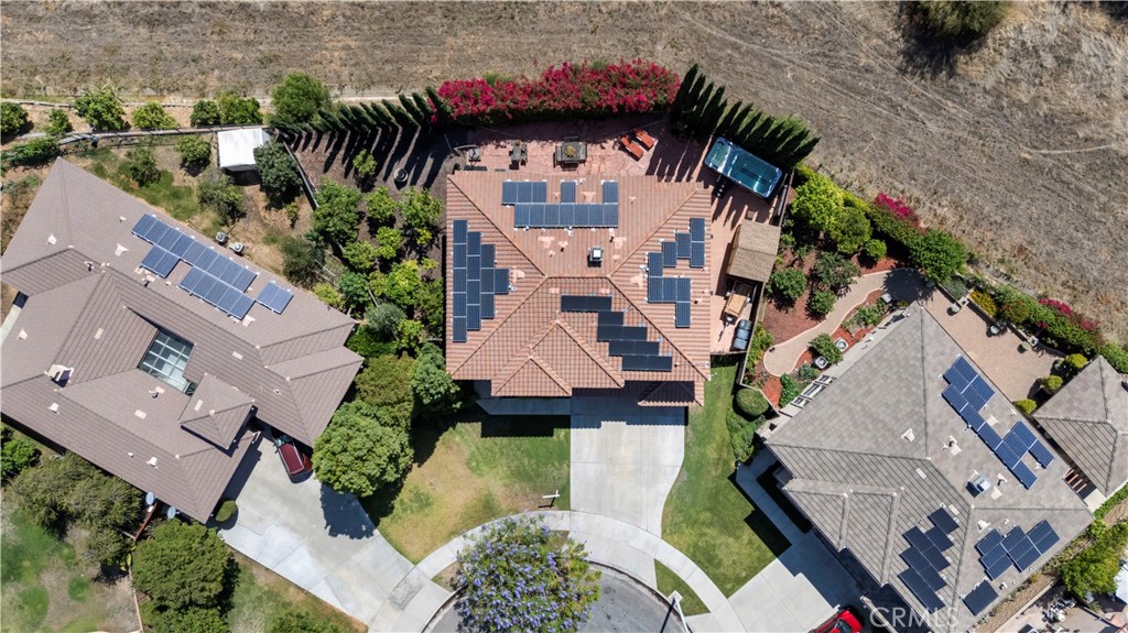 main property photo 39