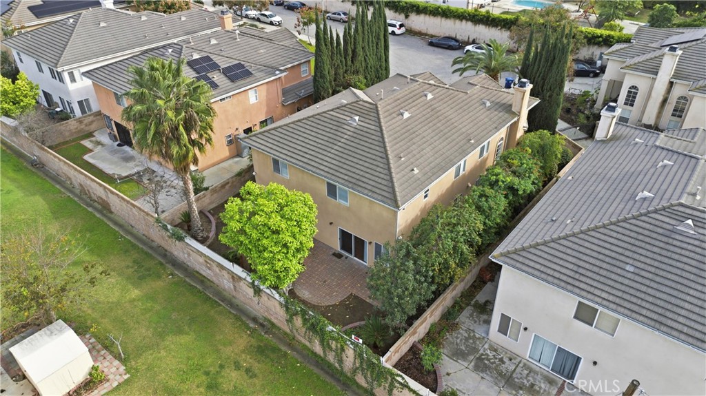 main property photo 25