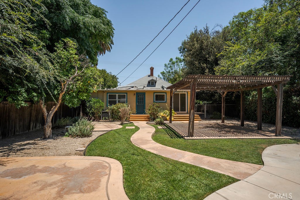 main property photo 43