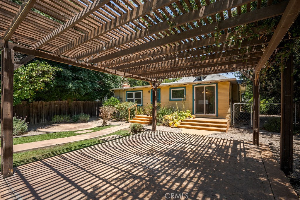 main property photo 44