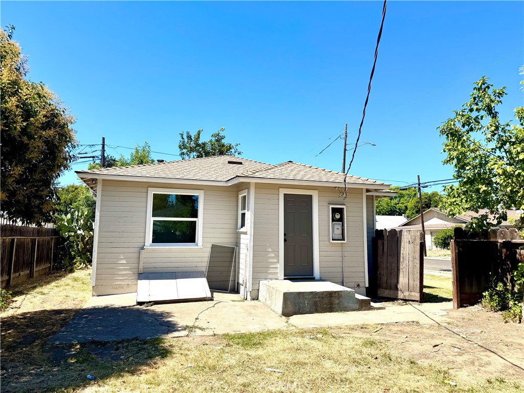 main property photo 17