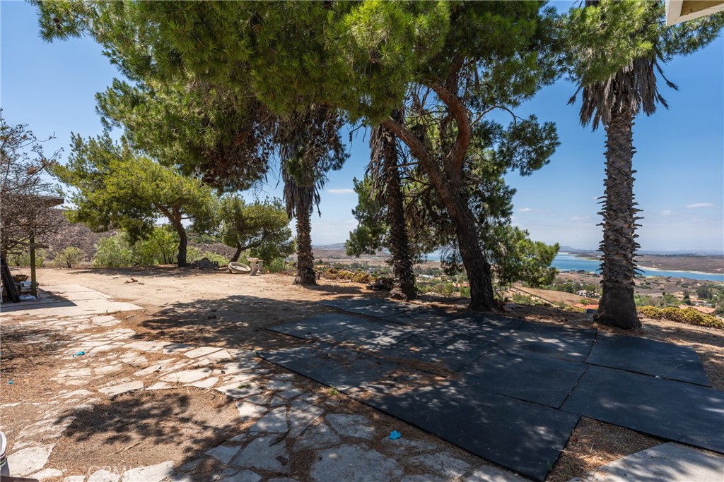 main property photo 21