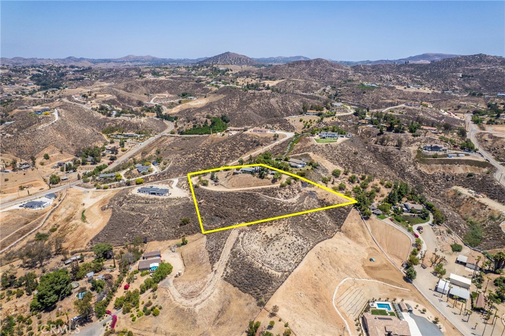 main property photo 31
