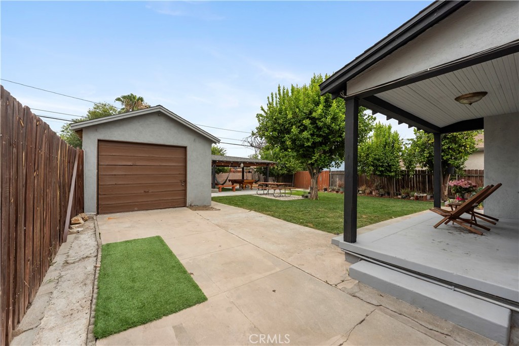 main property photo 21