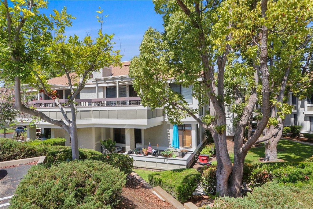 main property photo 0