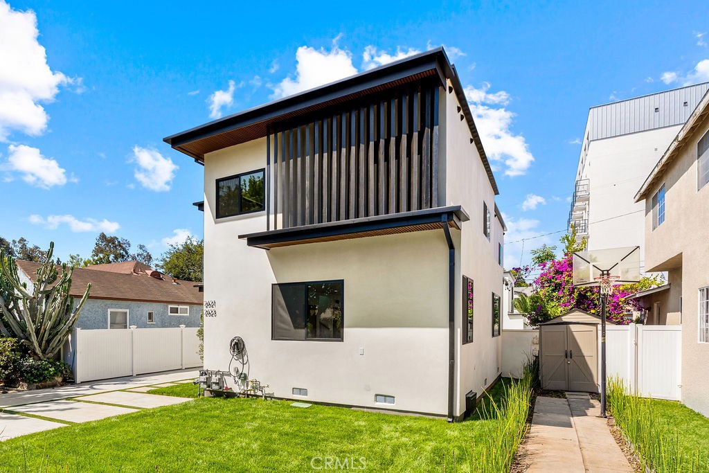 main property photo 74