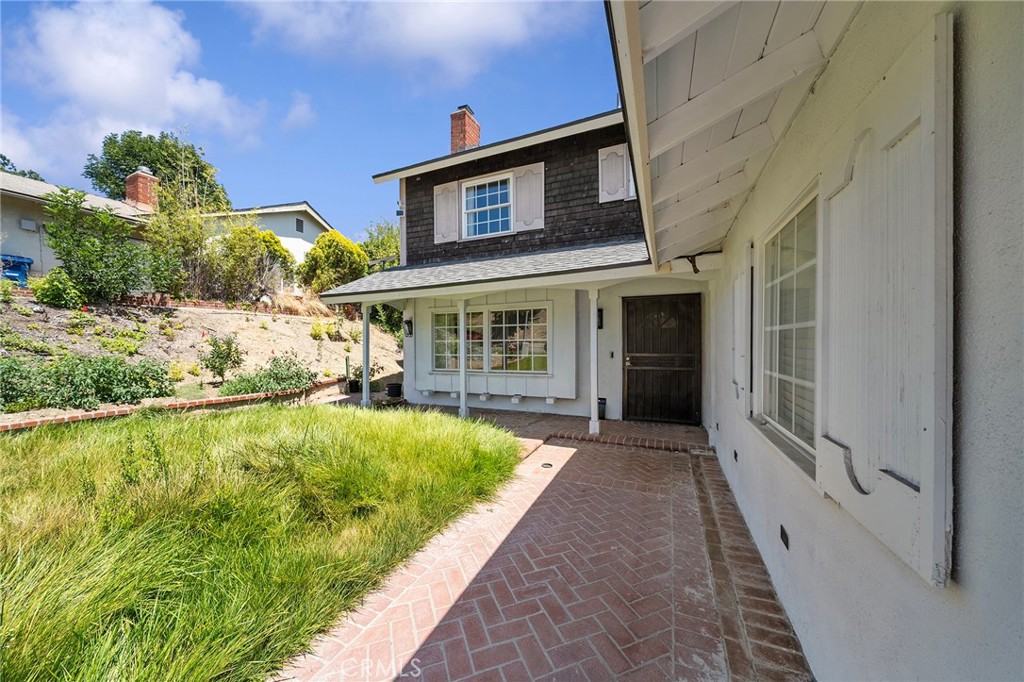 main property photo 34