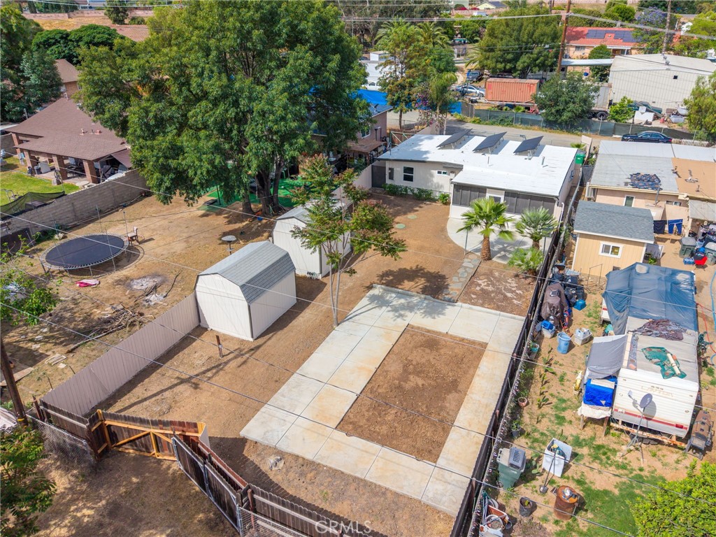 main property photo 43